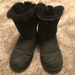 UGG Short Black Ribbon Boots